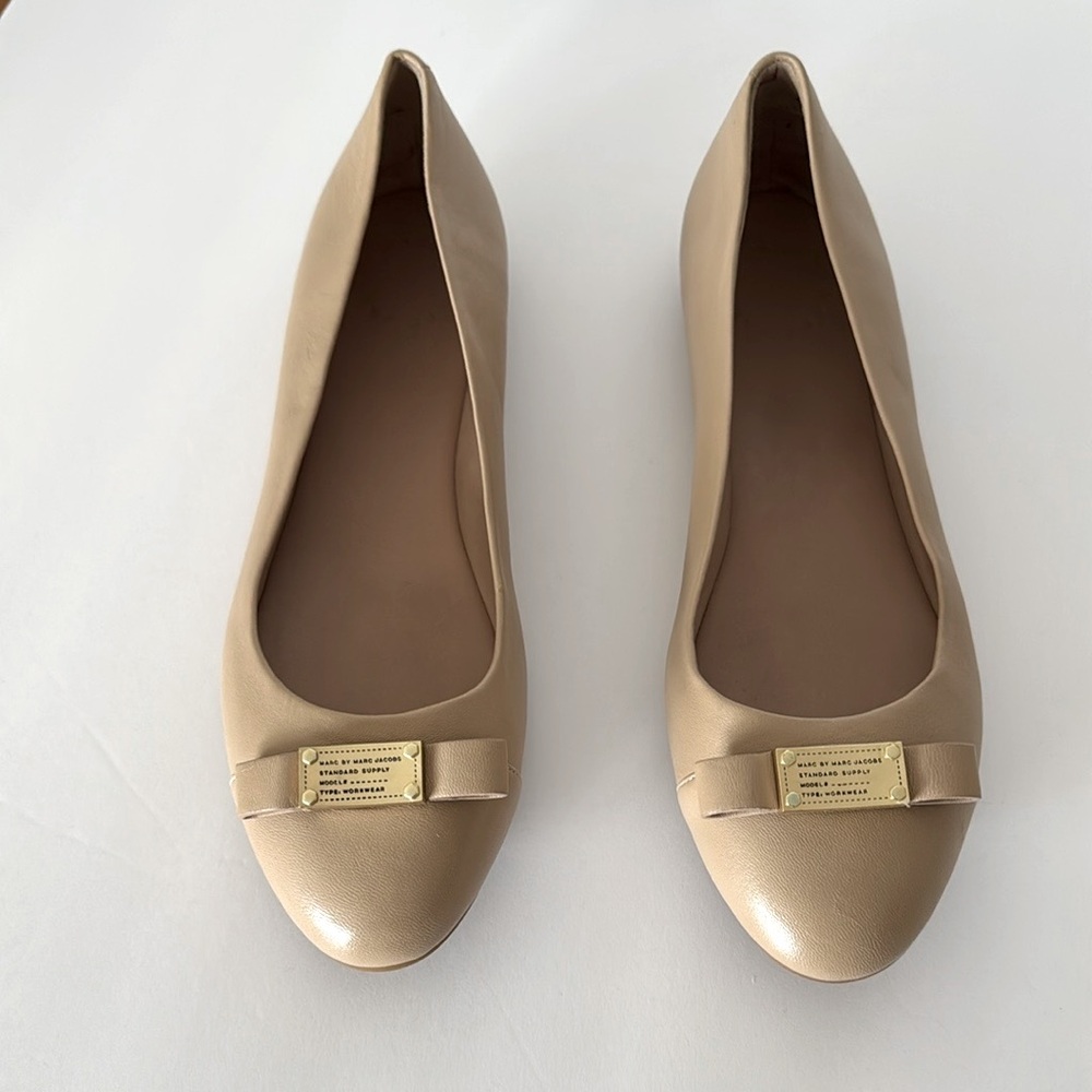 Marc Jacobs Tan Flats with Gold Accent